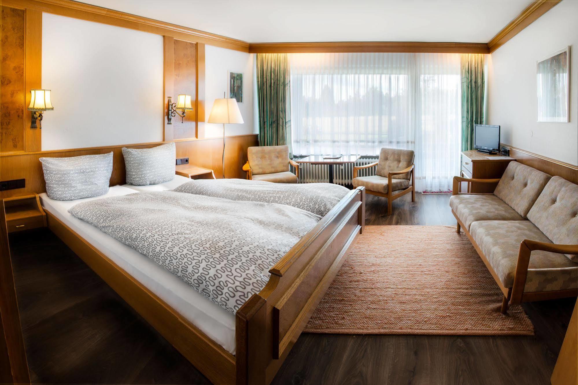 Hotel Hirsch Freudenstadt Eksteriør bilde