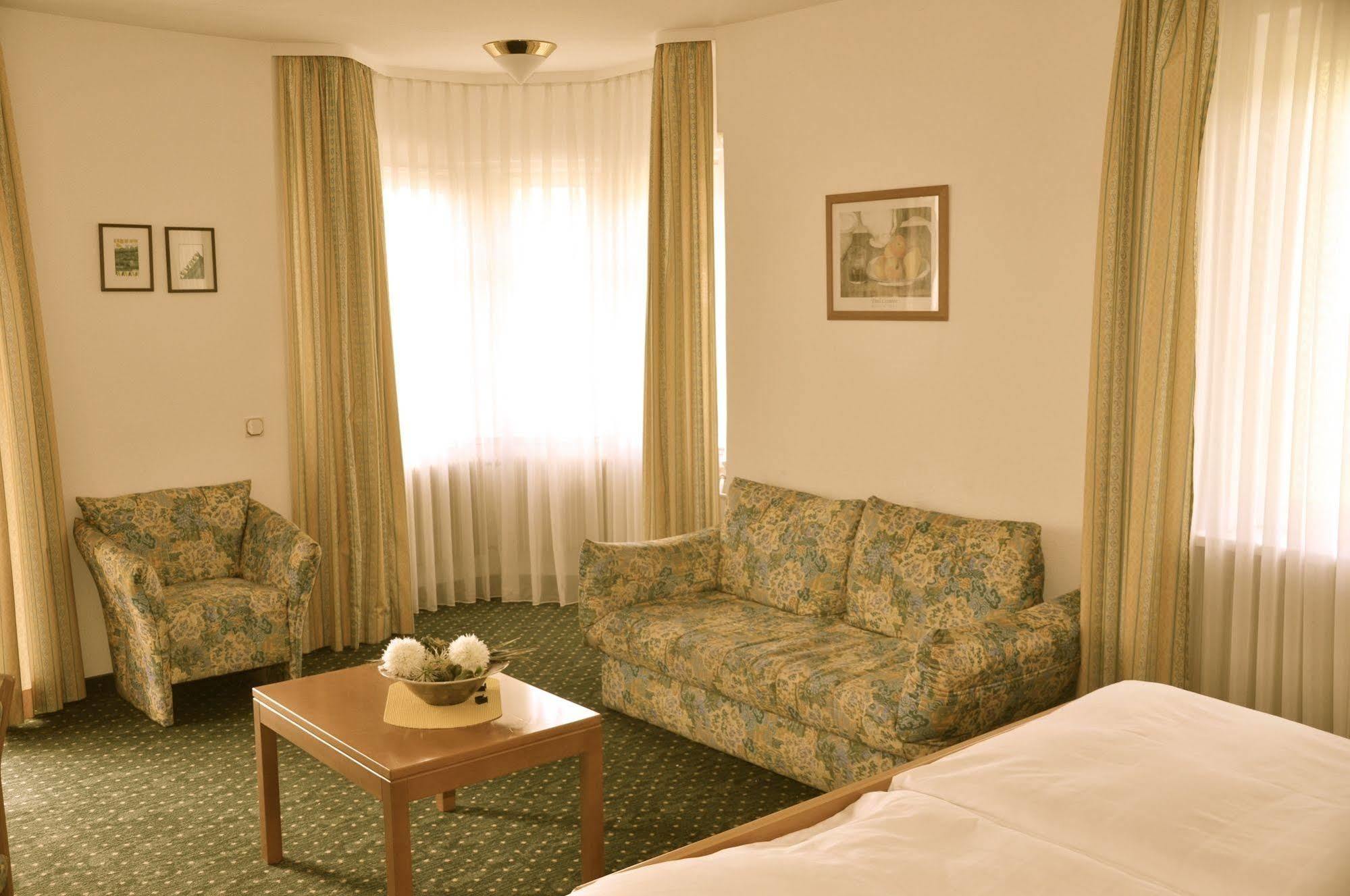 Hotel Hirsch Freudenstadt Eksteriør bilde
